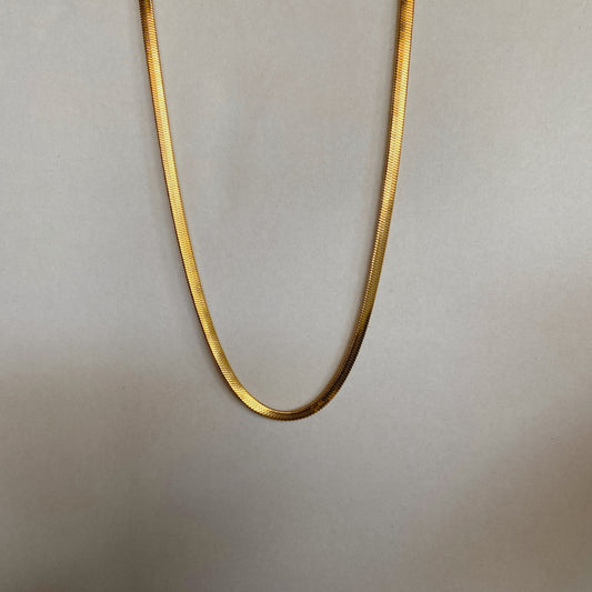 Amoafoa Herringbone Necklace | 18k Gold Plated